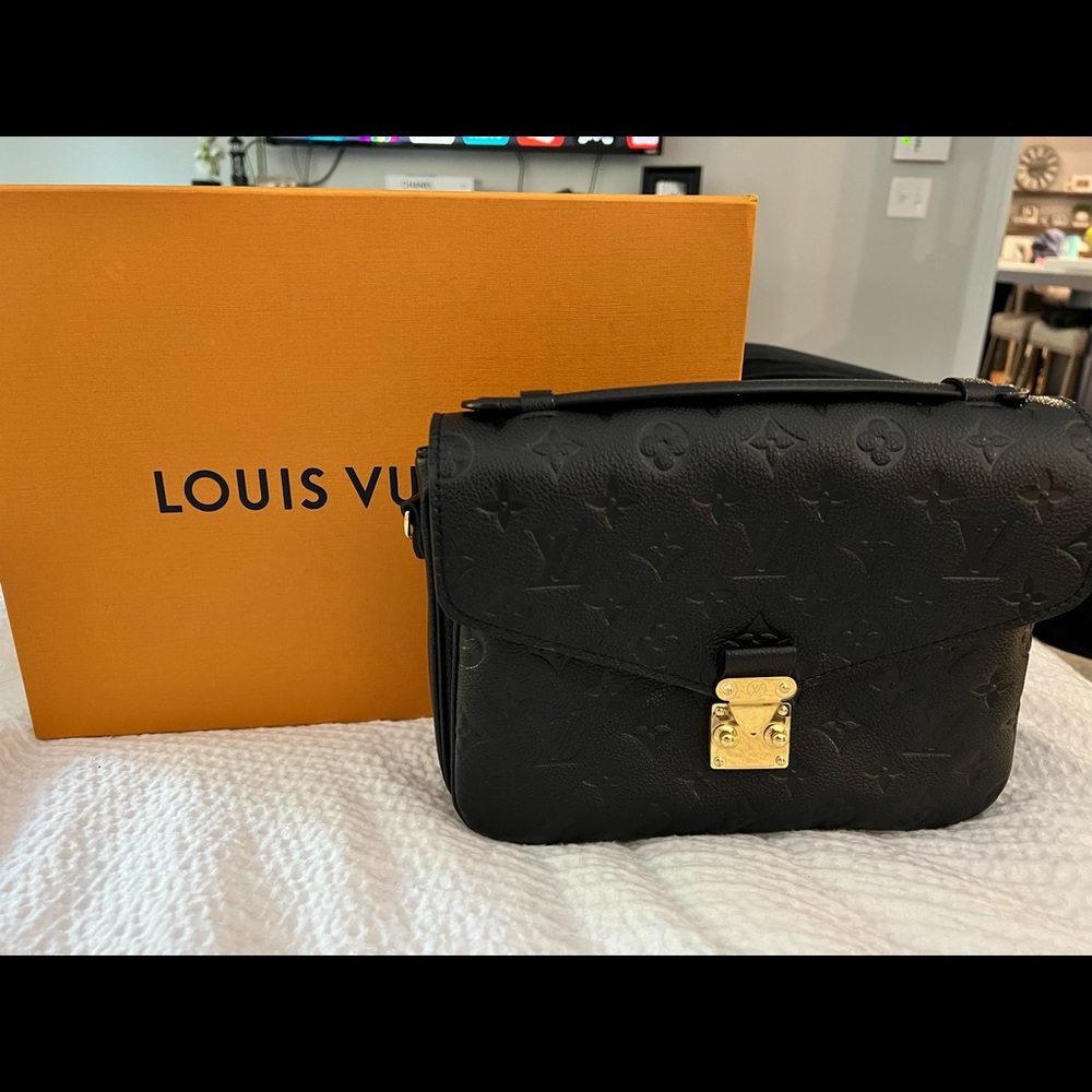 Louis Vuitton Pochette Métis Empriente Noir - BRAND NEW!